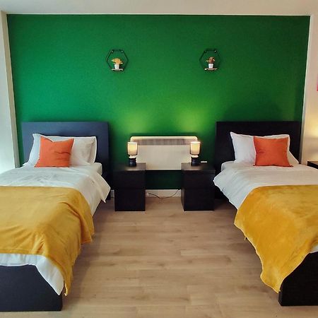 Duplex Apartment In Leeds With King Size Bed - Long Stay Rates Available Luaran gambar