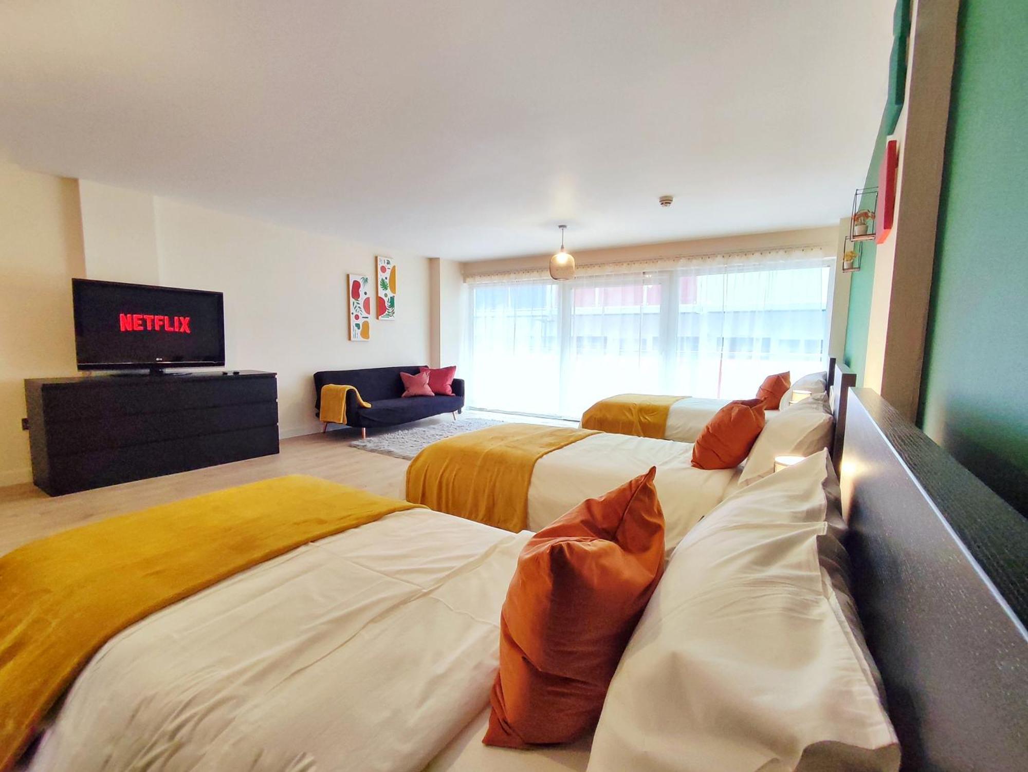 Duplex Apartment In Leeds With King Size Bed - Long Stay Rates Available Luaran gambar