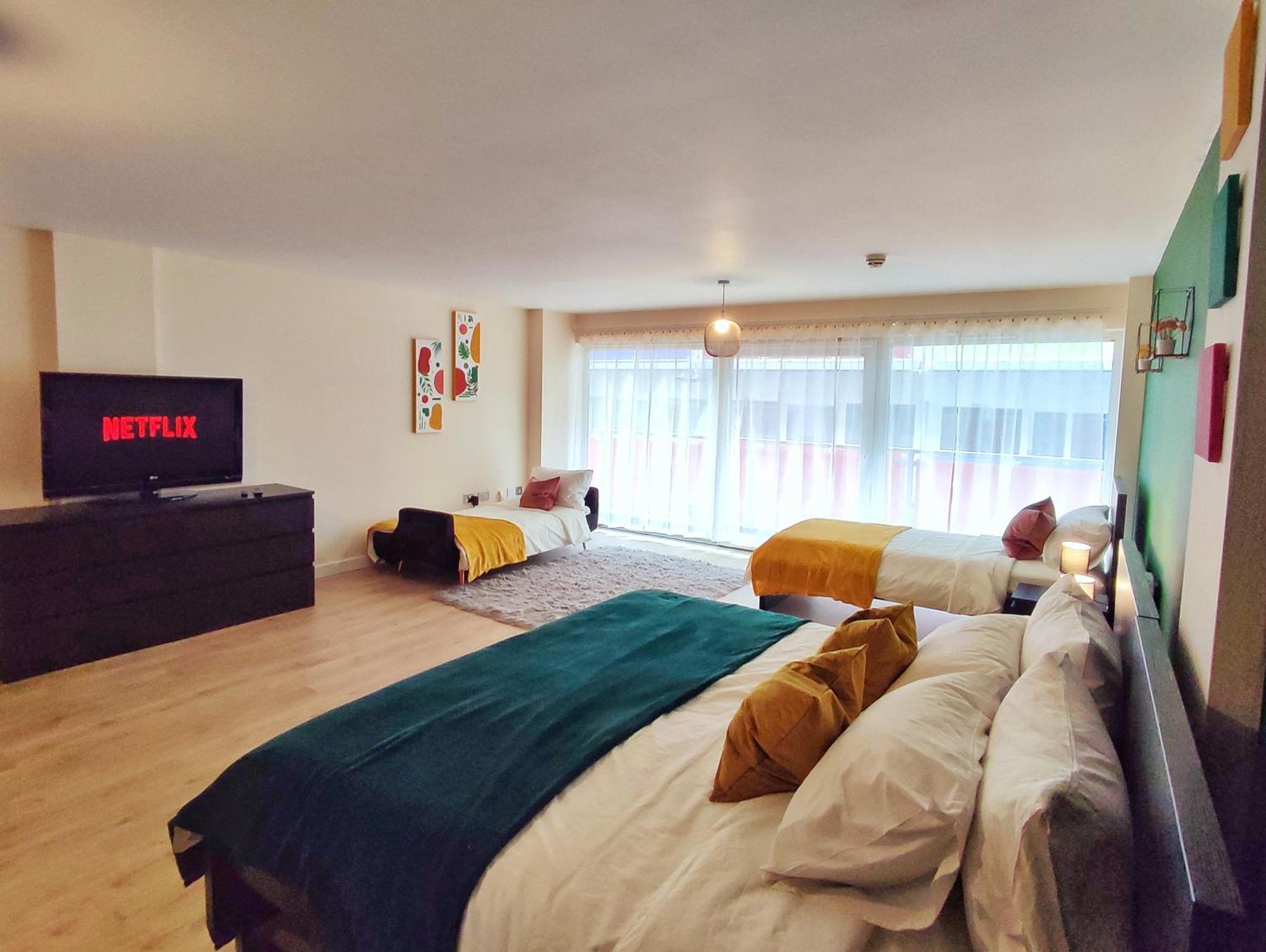 Duplex Apartment In Leeds With King Size Bed - Long Stay Rates Available Luaran gambar
